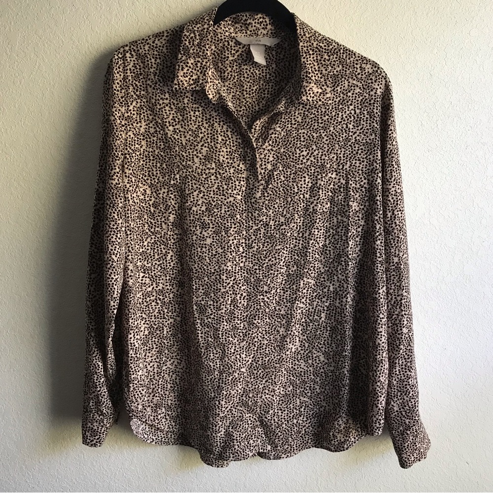 H&M Leopard Print Button Down Blouse | size 10